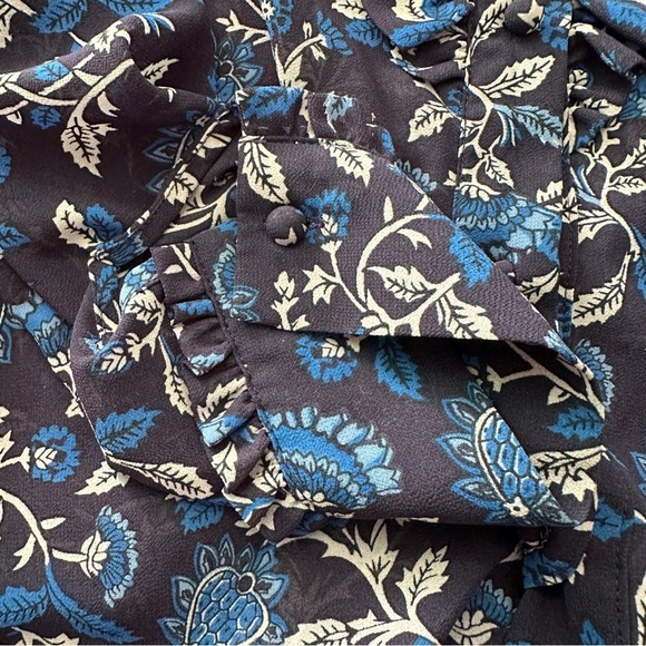 MICHAEL Michael Kors Navy Floral Ruffle Button Blouse Size Medium - Picture 14 of 16